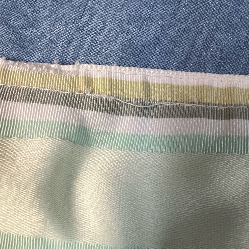 American Eagle stretch shorts - Picture 15 of 16
